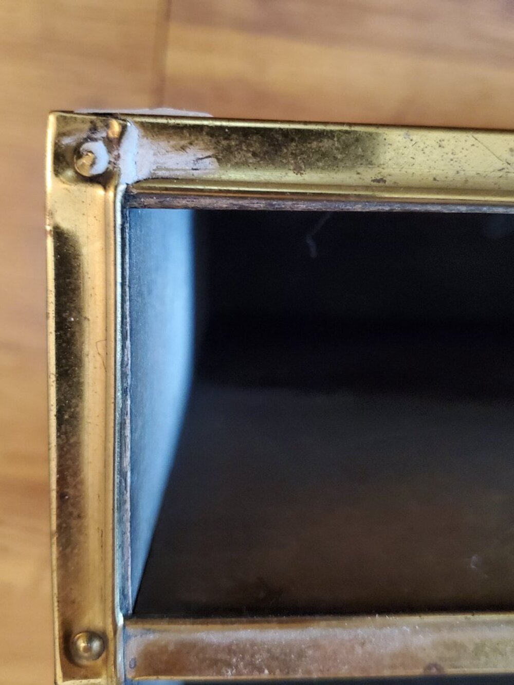 embossed brass and wood magazine rack, English mid-century home decor - Picture 13 of 16